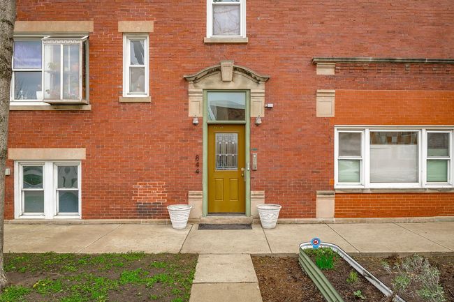 3 - 844 Harvard St, Condo with 2 bedrooms, 1 bathrooms and 1 parking in Oak Park IL | Image 4
