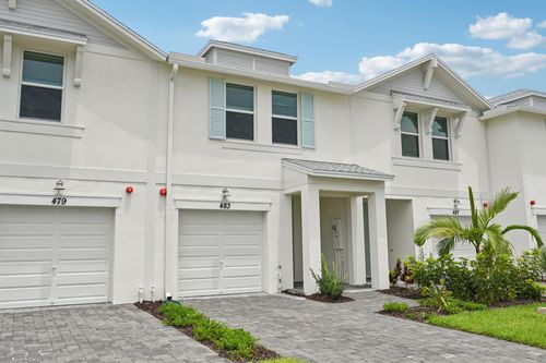 483 Salisbury Cir, Fort Pierce, FL, 34982-3926 | Card Image