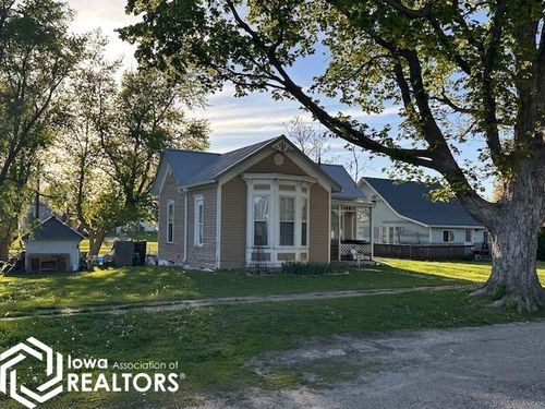 203 Park St, Hedrick, IA, 52563 | Card Image
