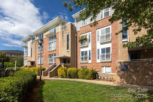 3959 Picasso Ct, Charlotte, NC, 28205-4564 | Card Image