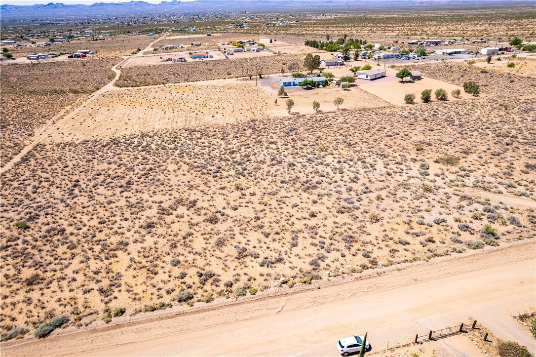 Land in Golden Valley 2