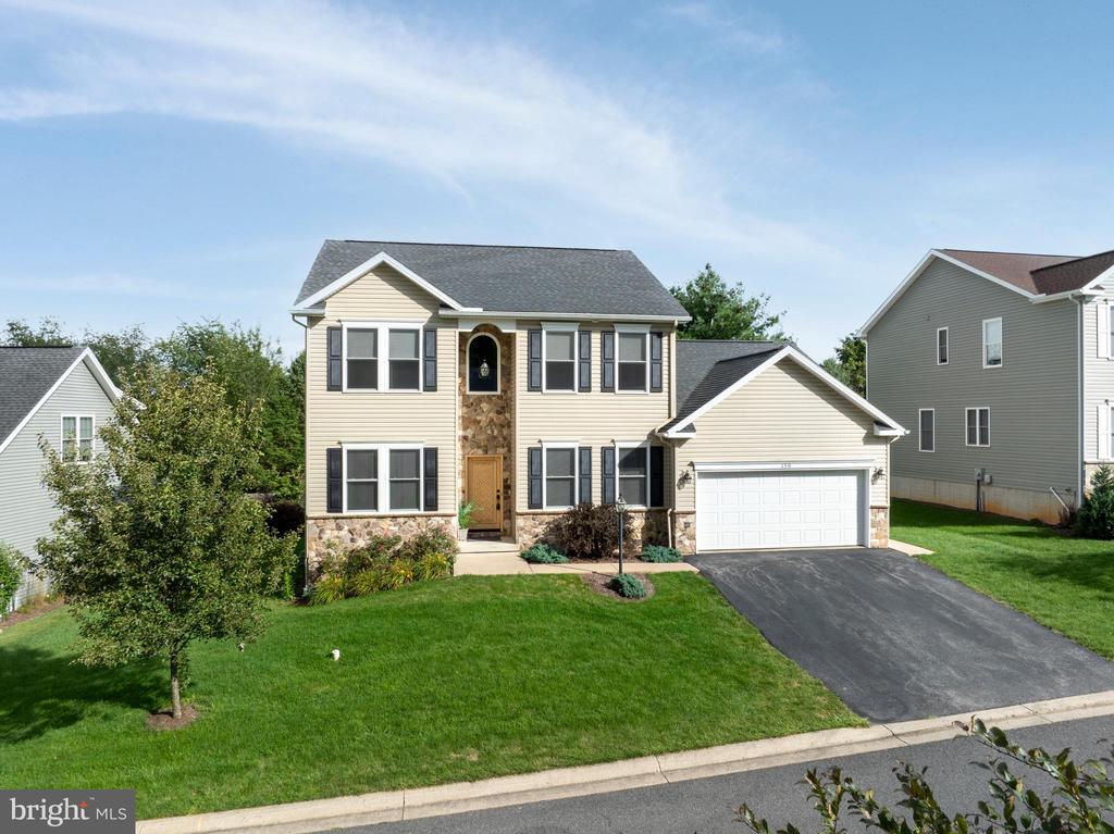 Bolton Ave, State College, PA 16803