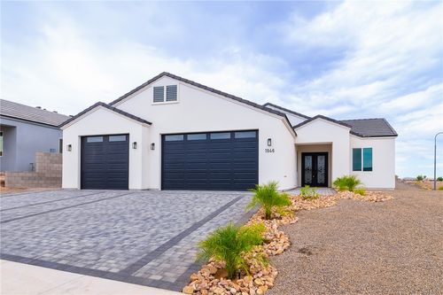 1946 E Via San Marino, Fort Mohave, AZ, 86426-5454 | Card Image