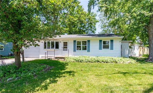 16 Iola Ct, Bethany, IL, 61914-9687 | Card Image