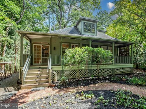 203 Grove Ave, WASHINGTON GROVE, MD, 20880-2040 | Card Image