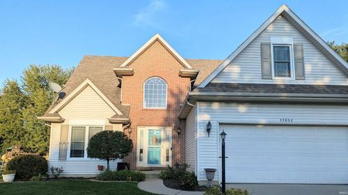 55802 Rooster Ln, Osceola, IN, 46561-9145 | Card Image