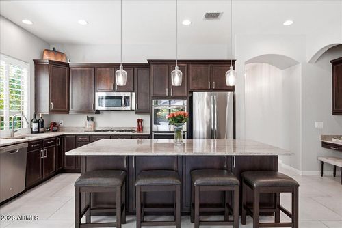 232 E Crescent Place, Chandler, AZ, 85249 | Card Image