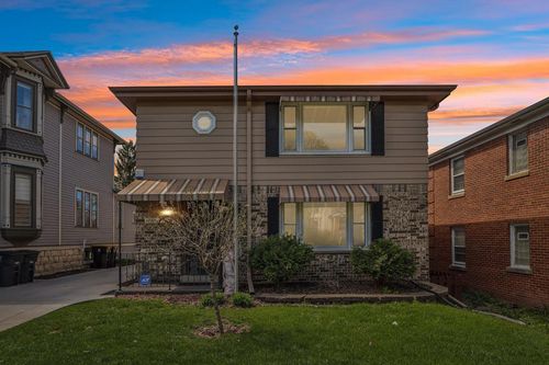 1231 Glenview Avenue, Wauwatosa, WI, 53213 | Card Image
