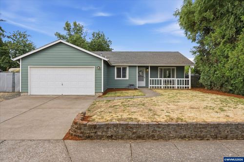 700 Del Mar Dr, Aumsville, OR, 97325-8910 | Card Image