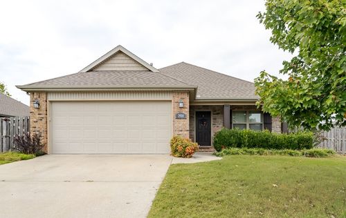 2900 W Millstone Dr, Fayetteville, AR, 72704-5005 | Card Image