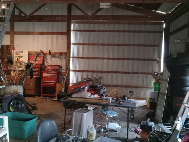 Pole Barn | Image 17