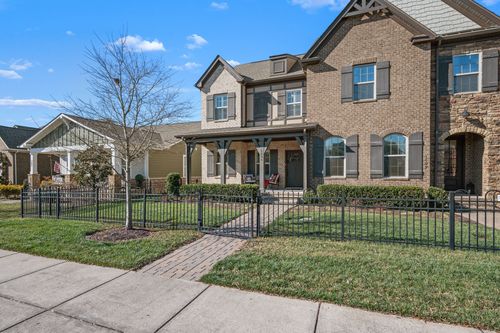 1605 Drakes Creek Rd, Hendersonville, TN, 37075-8640 | Card Image