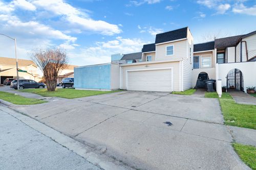 4511 Alamosa St, Fort Worth, TX, 76119-5906 | Card Image