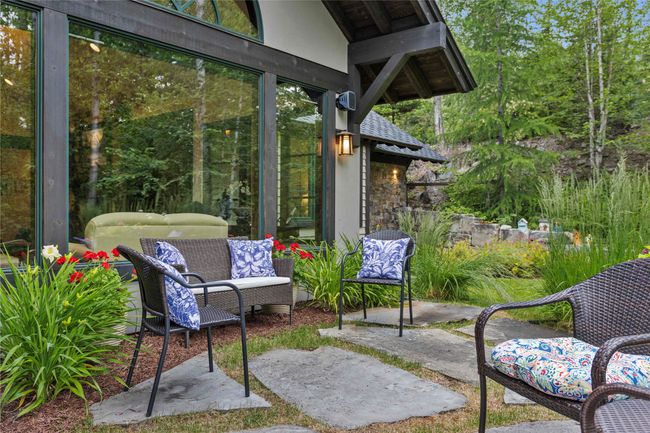 Backyard patio, very private and peaceful. | Image 10