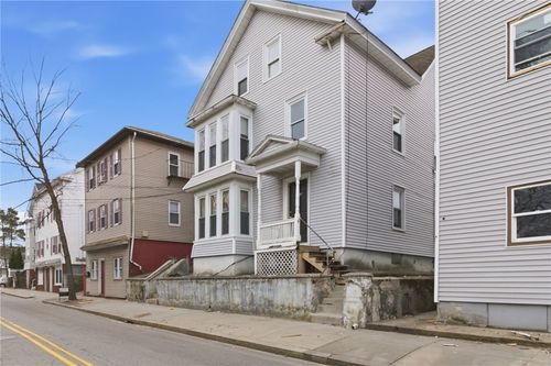 880 Douglas Ave, Providence, RI, 02908-1567 | Card Image