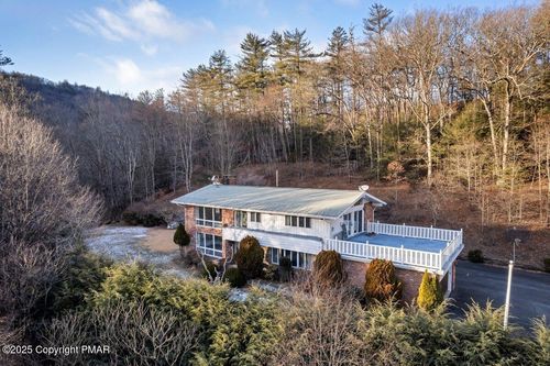 119 Meadow Dr, Milford, PA, 18337-7603 | Card Image