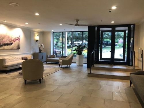 apt-2k-20 Chapel Pl, Great Neck, NY, 11021-1408 | Card Image