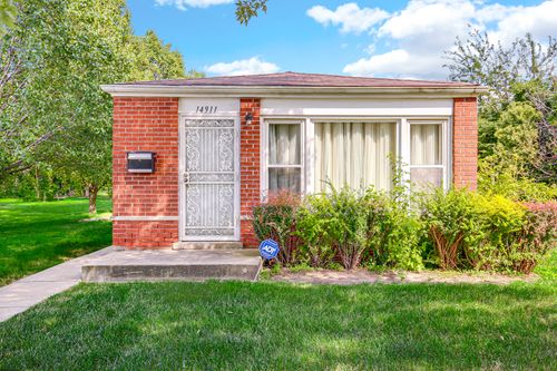 14911 Page Ave, Harvey, IL, 60426-2013 | Card Image