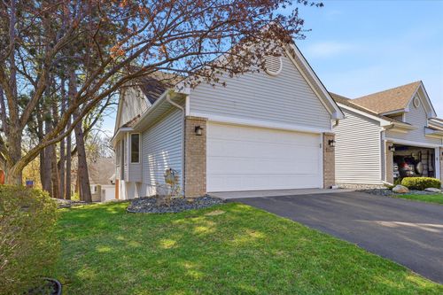 2709 Pine Ridge Dr, Anoka, MN, 55303-6504 | Card Image