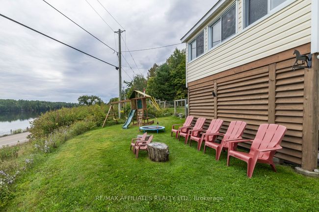 5601 Centennial Lake Rd, House other with 3 bedrooms, 3 bathrooms and 6 parking in Griffith ON | Image 36