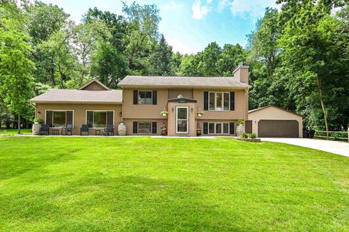 2403 Quiet Lane, Delavan, WI, 53115 | Card Image