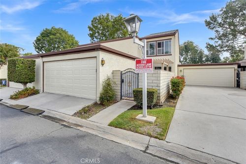 5556 E Vista Del Este, Anaheim, CA, 92807 | Card Image