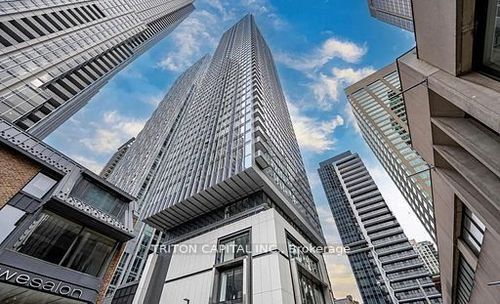 3905-8 Cumberland St, Toronto, ON, M4W0B6 | Card Image