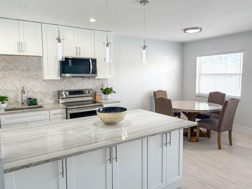 apt-8-4541 N Ocean Dr, Lauderdale By The Sea, FL, 33308-3628 | Card Image