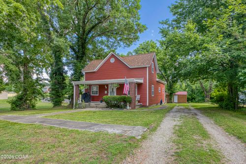 335 E 9th St, Baxter Springs, KS, 66713-1649 | Card Image