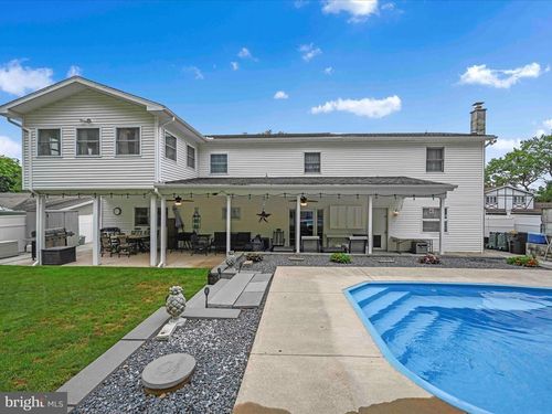 367 Ohio Ave, SHENANDOAH, PA, 17976-1324 | Card Image