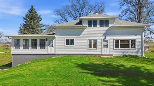 17870 Clover Rd, Morrison, IL, 61270-9719 | Card Image