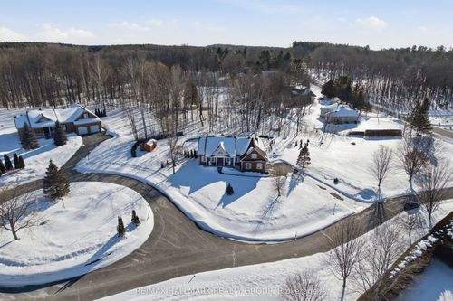 24 Radstock Lane, Hawkesbury, ON, K6A2R2 | Card Image