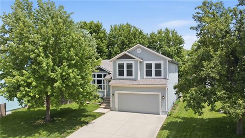 12537 S Logan St, Olathe, KS, 66061-6355 | Card Image