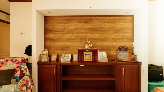 View of interior details | Image 25
