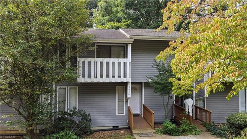 3830 Heathrow Dr, Winston-Salem, NC, 27127-4642 | Card Image