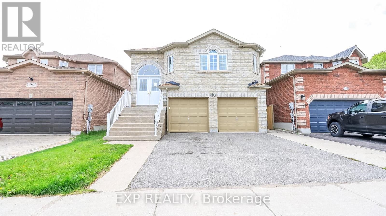 Residential in Barrie (Painswick South) 4