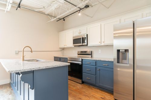 apt-207-614 E Main St, CHATTANOOGA, TN, 37408-1497 | Card Image