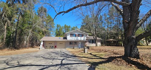 33698 W Highway 17 Highway W, Deep River, ON, K0J1P0 | Card Image