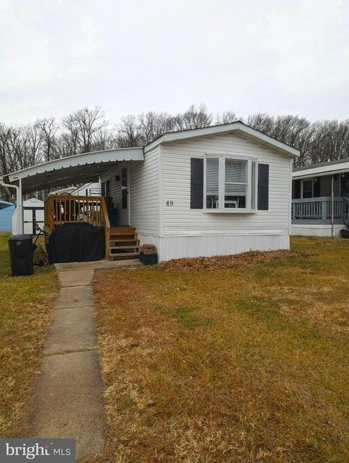 49 Rockywood Ln, ESSEX, MD, 21221-3260 | Card Image