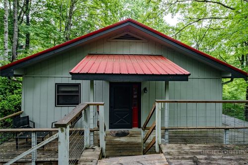 214 Jack Pine Loop, Newland, NC, 28657-8315 | Card Image