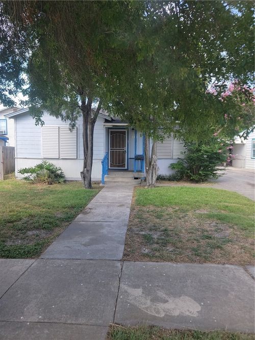1457 14th St, Corpus Christi, TX, 78404-3440 | Card Image