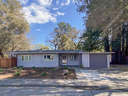 838 Oakwood Dr, Sonoma, CA, 95476-3230 | Card Image