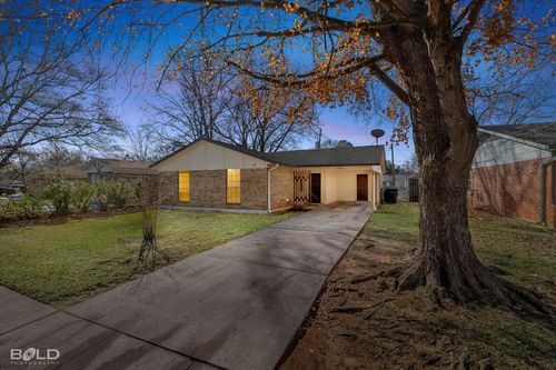 4844 Camellia Ln, Bossier City, LA, 71111-5402 | Card Image