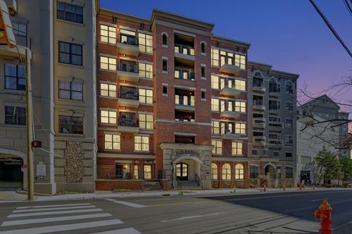 127-1803 Broadway, Nashville, TN, 37203-2758 | Card Image