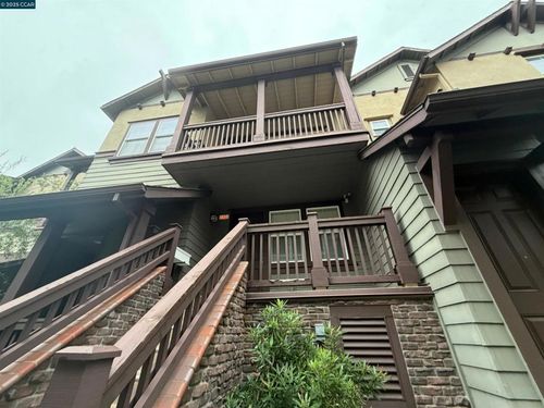 112 Serra Way, San Pablo, CA, 94806-5061 | Card Image