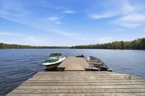 115 Blackstone Lake Rd, The Archipelago, ON, P2A0B7 | Card Image