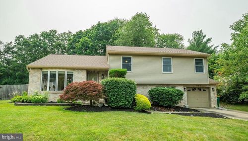 515 Berwyn Rd, MORRISVILLE, PA, 19067-3502 | Card Image