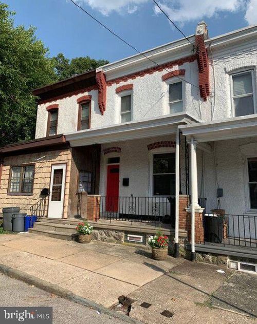 272 Kalos St, PHILADELPHIA, PA, 19128-3832 | Card Image