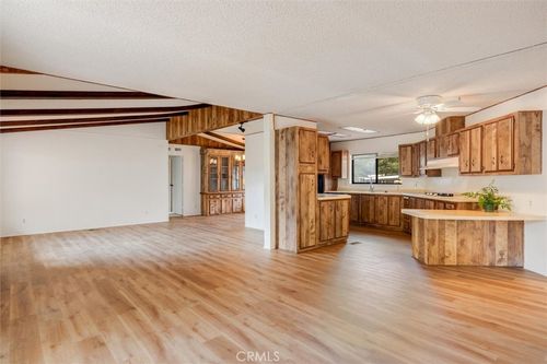 32-32 Via Santa Barbara, Paso Robles, CA, 93446-3957 | Card Image