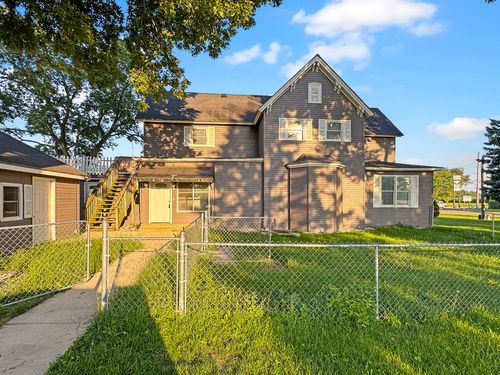 4002 W Rock Falls Rd, Rock Falls, IL, 61071-2347 | Card Image